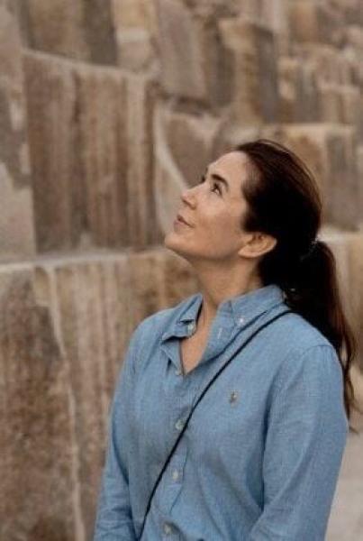 ملكة الدنمارك تزور الأهرامات والمتحف المصري الكبير