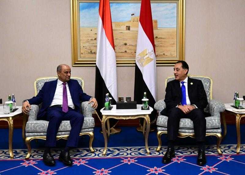 رئيس الوزراء يلتقي نظيره اليمني ويؤكد دعم مصر للحكومة الشرعية
