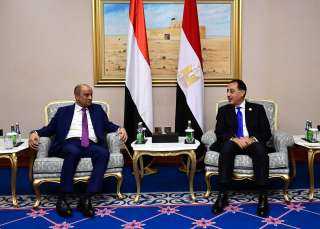 رئيس الوزراء يلتقي نظيره اليمني ويؤكد دعم مصر... رئيس الوزراء يلتقي نظيره اليمني ويؤكد دعم مصر للحكومة الشرعية