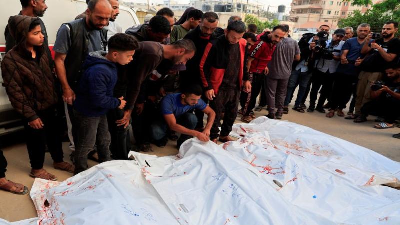 مصادر طبية في غزة: 10 شهداء بالقطاع الـ24 ساعة الماضية