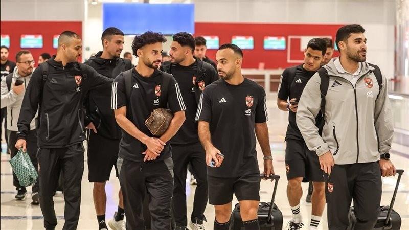 بعثة الأهلى تصل الإمارات استعدادا للمشاركة فى السوبر المصري