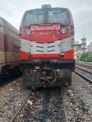 تصادم 3 جرارات داخل حوش محطة الإسكندرية دون إصابات