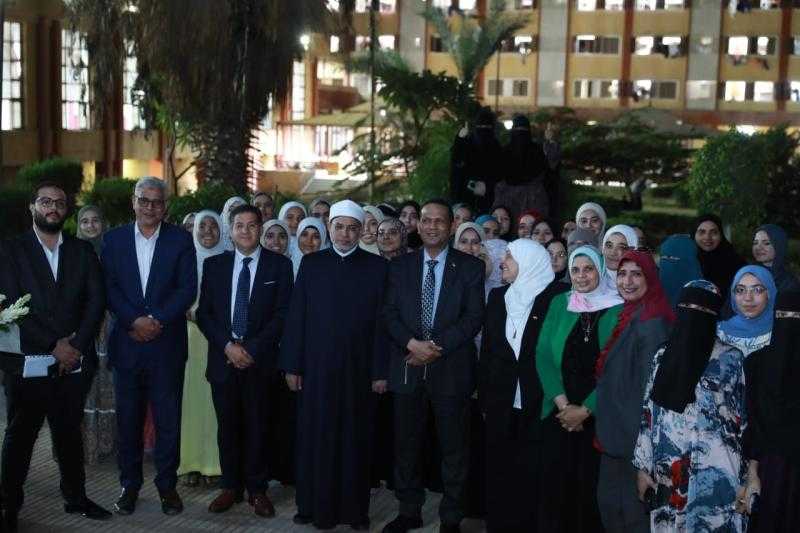 رئيس الجامعة: الحفاظ على مباني المدينة الجامعية مسئولية كل طالب وطالبة