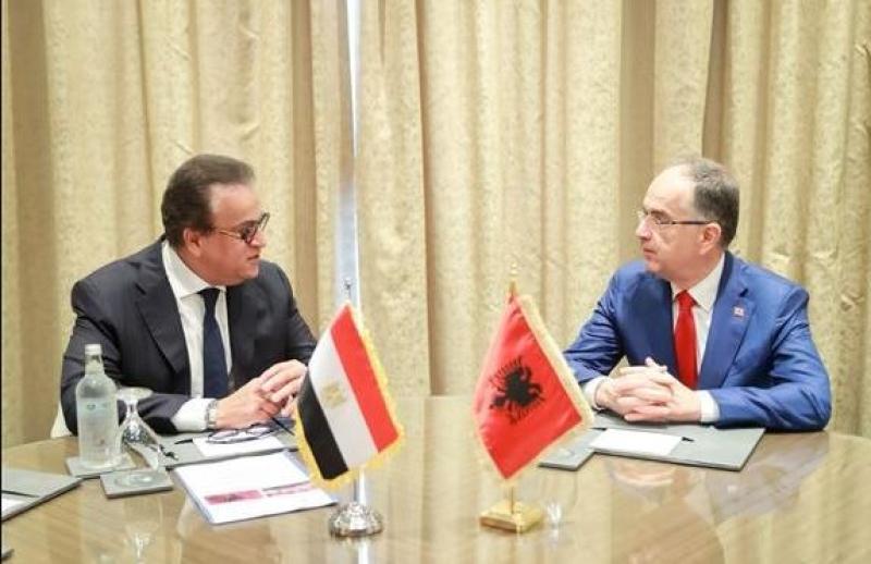 وزير الصحة يبحث مع رئيس ألبانيا آفاق التعاون الصحي بين البلدين