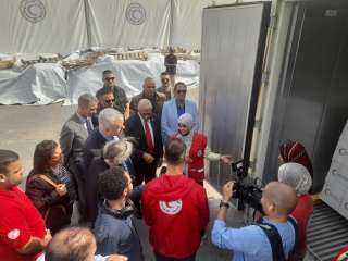 محافظ شمال سيناء يصطحب السفير الألماني بالقاهرة ... محافظ شمال سيناء يصطحب السفير الألماني بالقاهرة  في جولة بمركز الخدمات اللوجيستية بمدينة العريش