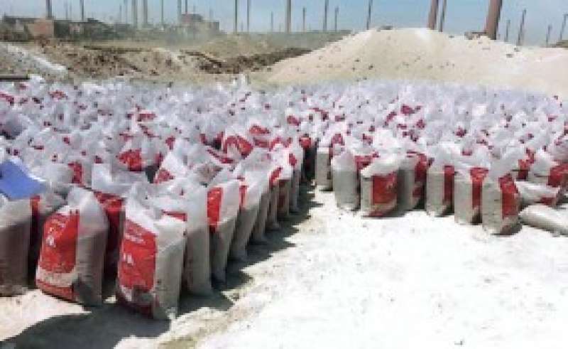ضبط  مصنعين بدون ترخيص لإنتاج الأسمدة 