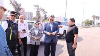 محافظ دمياط يضبط سيارة تسير عكس الاتجاه خلال... محافظ دمياط يضبط سيارة تسير عكس الاتجاه خلال مروره