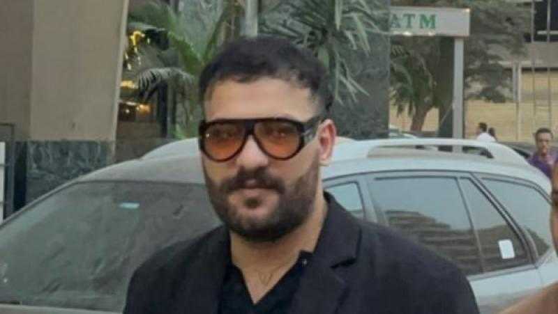 مسلم: بطالب مصطفى كامل إنه يسمعني ويعتبرني زي ابنه