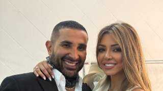 جدل أحمد سعد بعروس وأربع ”عرائس” يدفع زوجته... جدل أحمد سعد بعروس وأربع ”عرائس” يدفع زوجته لإلغاء المتابعة على ”إنستجرام”