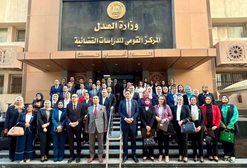 اختتام فعاليات البرنامج التدريبي حول «مكافحة جرائم الكسب غير المشروع وغسل الأموال»