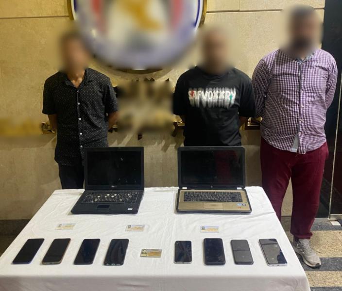 المتهمين 