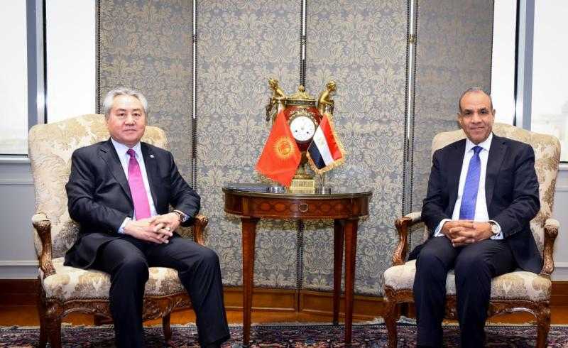 وزير الخارجية يستقبل نظيره القيرغيزي