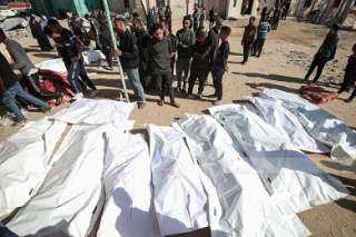 صحة غزة: تسلمنا جثامين 15 شهيدا أفرج عنها... صحة غزة: تسلمنا جثامين 15 شهيدا أفرج عنها الاحتلال