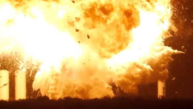 عاجل.. انفجار ضخم جنوب غزة ناتج عن نسف مربعات سكنية برفح