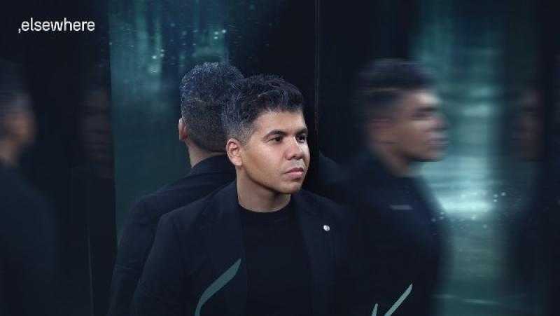 عمر كمال يطرح ثاني أغاني ألبومه بعنوان في كل الأماكن
