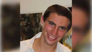 إسرائيل تفاوض حماس لتبادل جثة هدار جولدين بـ120... إسرائيل تفاوض حماس لتبادل جثة هدار جولدين بـ120 مقاتل محاصرين في نفق رفح