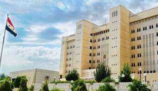 أول رد عاجل من الخارجية السورية بشأن تأسيس... أول رد عاجل من الخارجية السورية بشأن تأسيس وجود عسكري أمريكي في دمشق