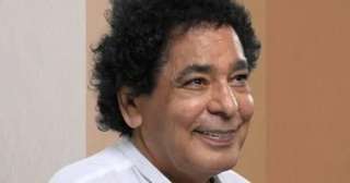 محمد منير من المستشفى: أنا بخير.. شوية إرهاق وهرجع البيت بكرة