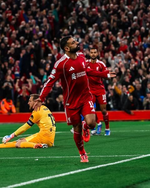 كاراجر: «محمد صلاح سيبقى أسطورة البريميرليج.. مهما حدث مع ليفربول»