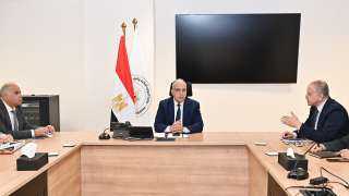 وزير الري يتابع إجراءات التعامل مع ارتفاع مناسيب... وزير الري يتابع إجراءات التعامل مع ارتفاع مناسيب مياه البحر نتيجة لتغير المناخ