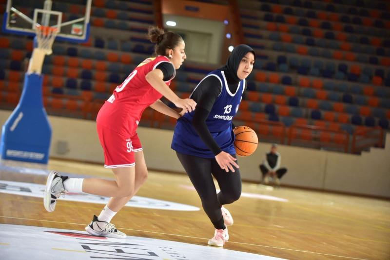 سبورتنج مع الجزيرة وسموحة أمام الأهلي في إياب نصف نهائي دوري المرتبط للسيدات