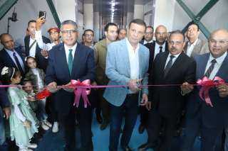 وزير الزراعة ومحافظ الجيزة يفتتحان فعاليات المهرجان الدولي... وزير الزراعة ومحافظ الجيزة يفتتحان فعاليات المهرجان الدولي للتمور في دورته الثامنة بالواحات البحرية