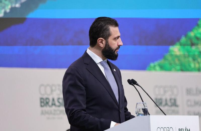 الرئيس السوري أحمد الشرع