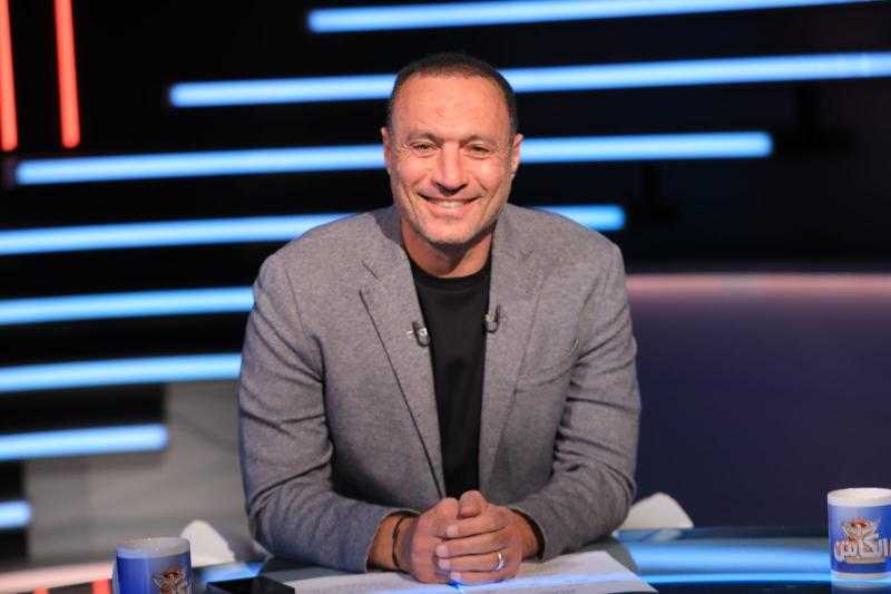 نادر السيد منتقدًا مجلس الزمالك عقب وفاة محمد صبري: بعض المسؤولين متخيلين ان تكريم النجوم بعد وفاتهم ” من وجميله