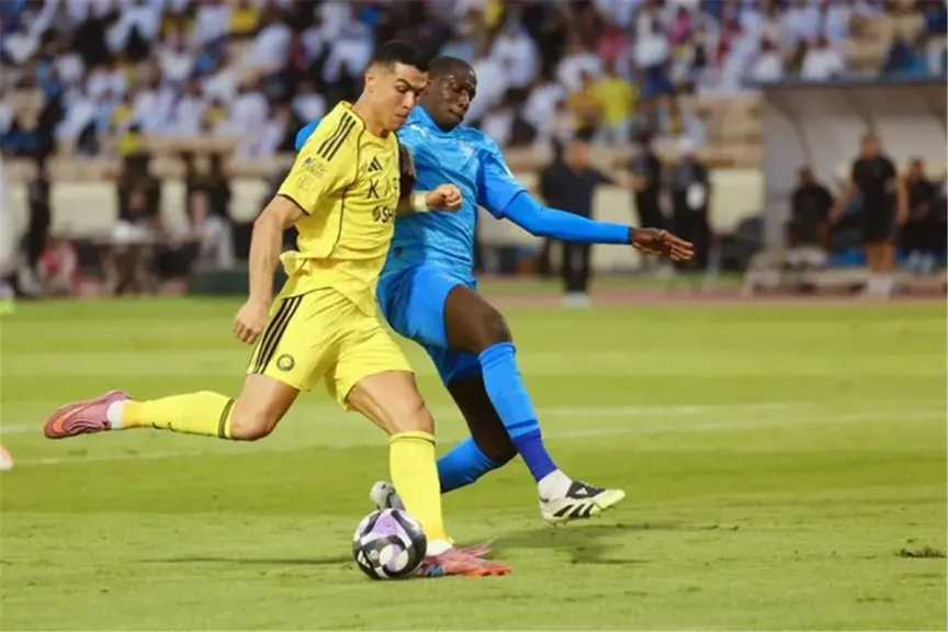 كريستيانو رونالدو يعود للمشاركة مع النصر بداية من لقاء الفتح في الدوري السعودي