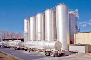 «مطاحن وسط وغرب الدلتا» تستثمر 450 مليون جنيه... «مطاحن وسط وغرب الدلتا» تستثمر 450 مليون جنيه لتعزيز الطاقة الإنتاجية