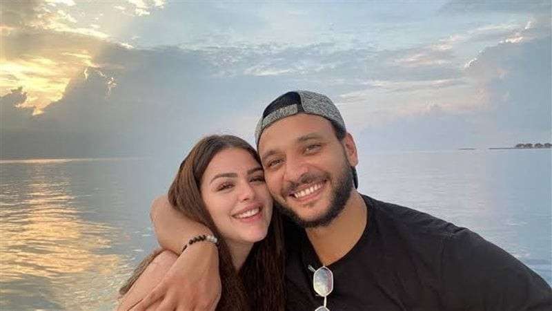 أحمد خالد صالح وهنادي مهنا 