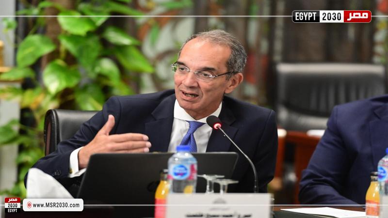 وزير الاتصالات