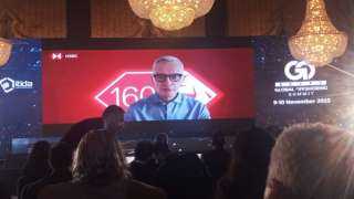 رئيس الوزراء يشهد التوقيع علي 55 عقدا بين... رئيس الوزراء يشهد التوقيع علي 55 عقدا بين الاتصالات وشركات التعهيد