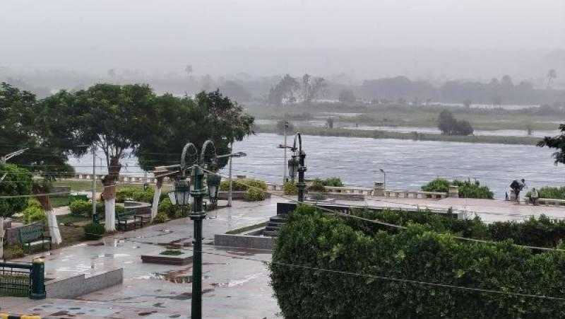 حالة الطقس غدا .. الأرصاد تحذر من شبورة وأمطار في هذه المناطق