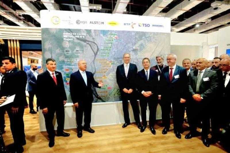 وزير النقل يشهد تسليم مسار الخط السادس للمترو بين ألستوم الفرنسية والقومية للأنفاق