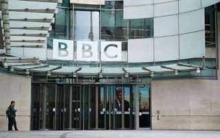 استقالة مدير عام BBC والرئيسة التنفيذية للأخبار على... استقالة مدير عام BBC والرئيسة التنفيذية للأخبار على خلفية بث خطاب مضلل لترامب