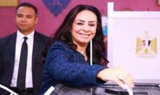 وزيرة التضامن تدلي بصوتها في انتخابات مجلس النواب