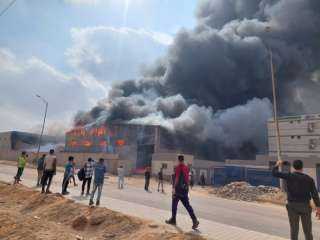 حريق هائل فى مصنع أحبار بمدينة السادات