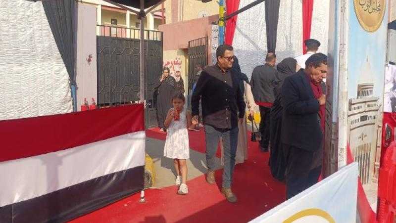 انتخابات النواب 2025 .. اقبال كثيف من الناخبين على لجان إمبابة وأوسيم