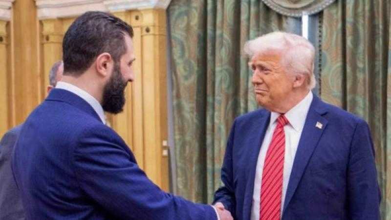 غضب سوري أمام البيت الأبيض.. حشود رافضة لـ زيارة الشرع ومقابلته لترامب