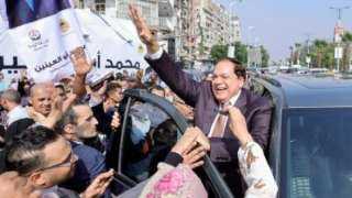 أحمد موسى يستعرض مظاهرات الحب في النائب محمد أبو العينين