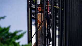 من بوابة جانبية دون استقبال رسمي .. الشرع أول رئيس سوري يدخل البيت الأبيض منذ 79 عاما