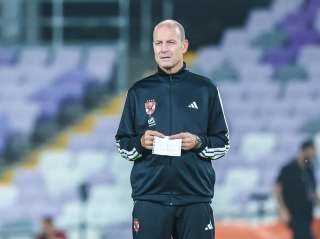 خالد الغندور: أسامة هلال يجهز قوائم المرشحين للأهلي للعرض على توروب