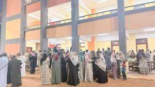 النساء يتصدرن المشهد الانتخابي في مدرسة أتريس بمنشأة القناطر