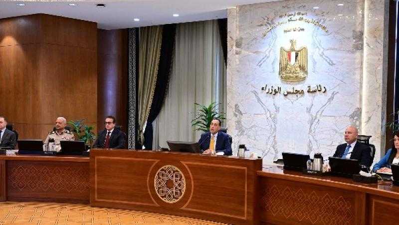 رئيس الوزراء يوجه رسالة للمواطنين بشأن ”الممارسات السلبية” في المتحف المصري الكبير