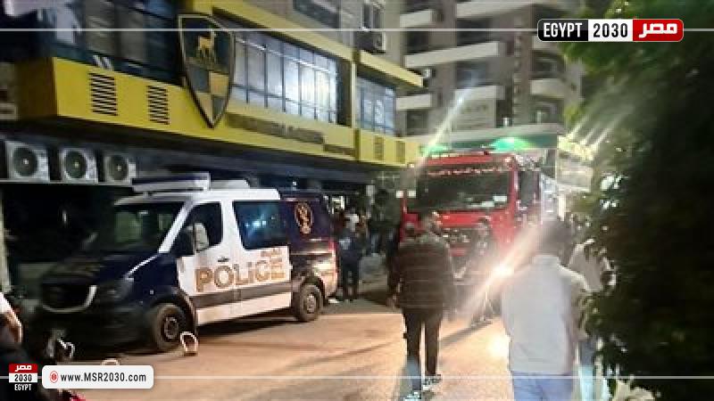 السيطرة على حريق داخل مخزن دراجات نارية 