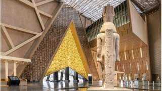 لميس الحديدي عن وضع روج لآثار بالمتحف المصري الكبير: عيب مينفعش