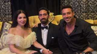 أحمد السعدني يوجه تهنئة خاصة لـ ”مي عز الدين” بمناسبة زواجها: ”ربنا يسعدك”