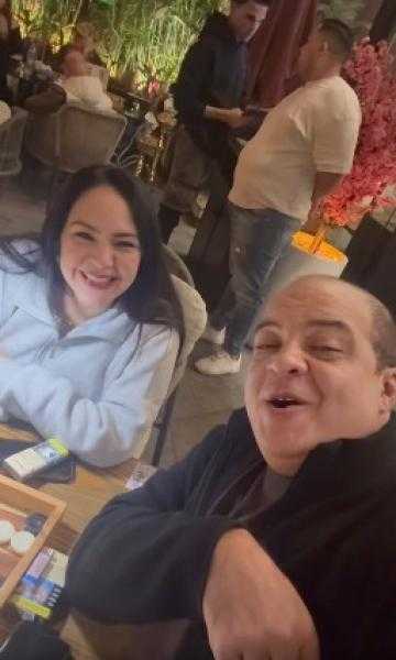 بعد 12 عام من ارتدائه.. منال عبداللطيف تخلع الحجاب