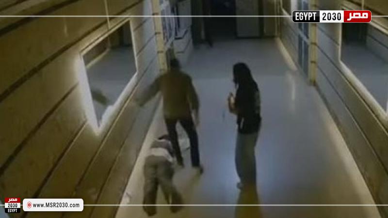 القبض على والد اعتدى على ابنته داخل عقار 